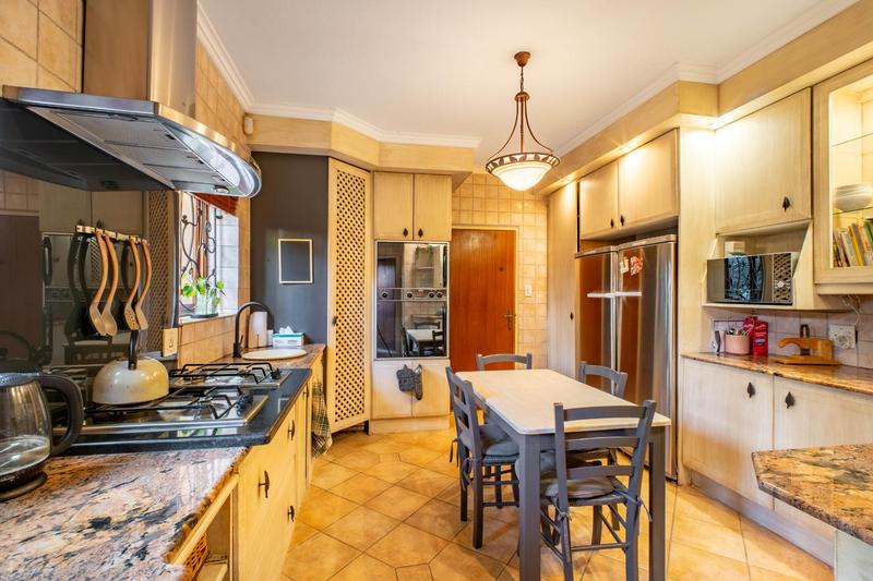 5 Bedroom Property for Sale in Waterkloof A H Gauteng