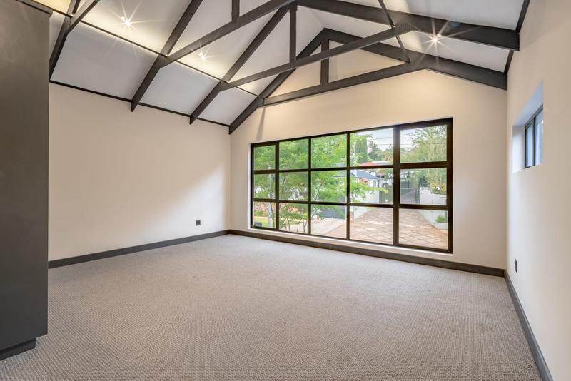 6 Bedroom Property for Sale in Waterkloof A H Gauteng