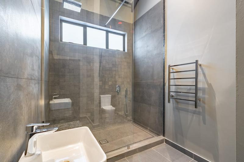 6 Bedroom Property for Sale in Waterkloof A H Gauteng