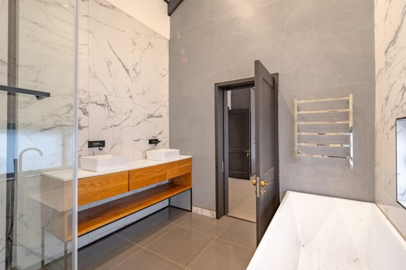 6 Bedroom Property for Sale in Waterkloof A H Gauteng