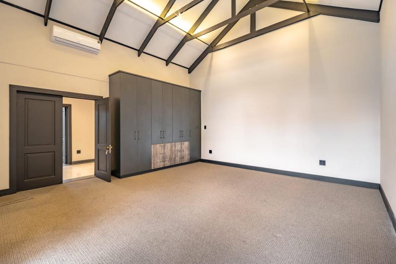 6 Bedroom Property for Sale in Waterkloof A H Gauteng