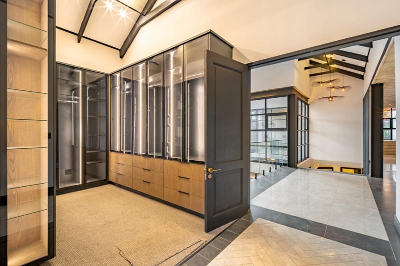 6 Bedroom Property for Sale in Waterkloof A H Gauteng