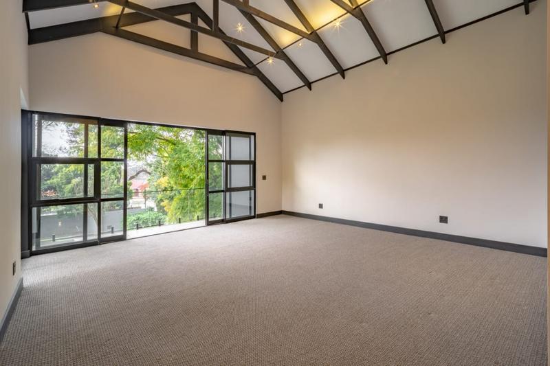 6 Bedroom Property for Sale in Waterkloof A H Gauteng