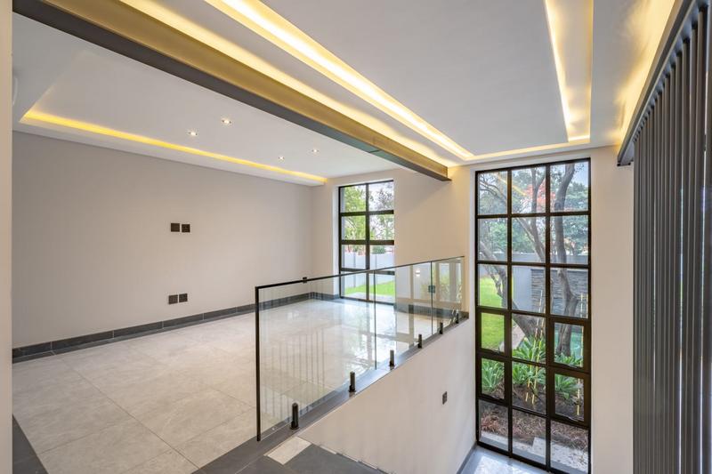 6 Bedroom Property for Sale in Waterkloof A H Gauteng