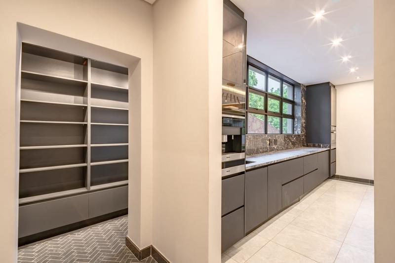 6 Bedroom Property for Sale in Waterkloof A H Gauteng