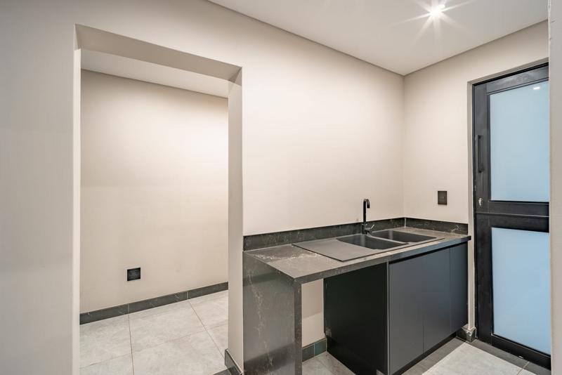 6 Bedroom Property for Sale in Waterkloof A H Gauteng