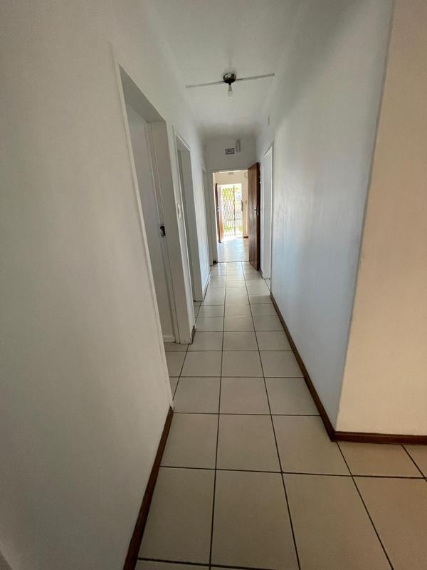 4 Bedroom Property for Sale in Reigerpark Gauteng