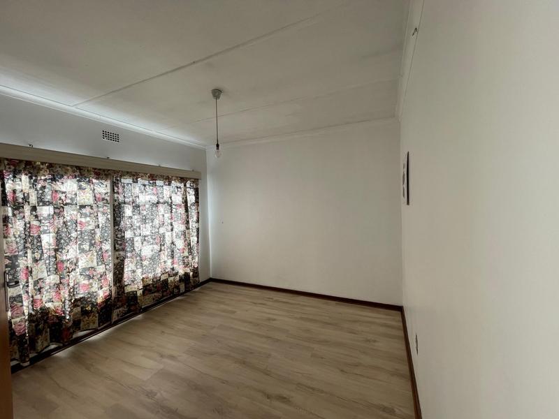 4 Bedroom Property for Sale in Reigerpark Gauteng