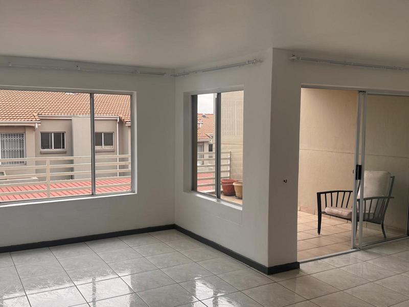 To Let 3 Bedroom Property for Rent in Bedford Gardens Gauteng