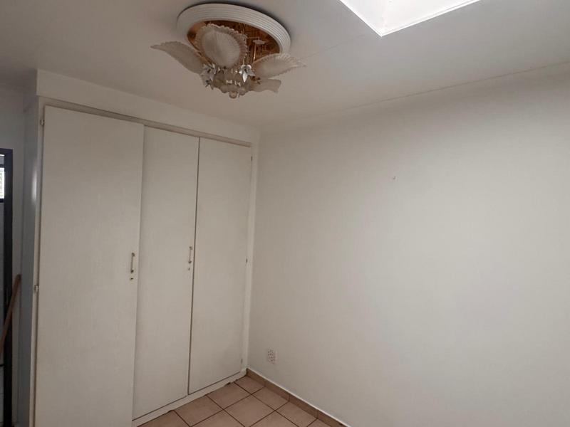 To Let 3 Bedroom Property for Rent in Bedford Gardens Gauteng