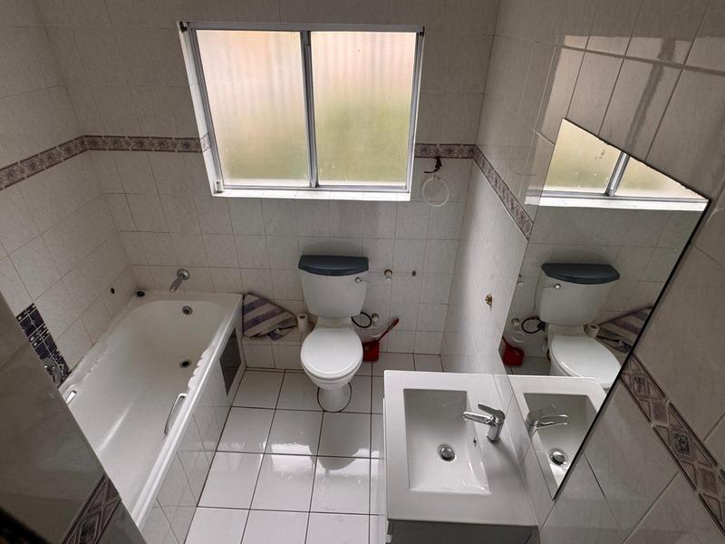 To Let 3 Bedroom Property for Rent in Bedford Gardens Gauteng