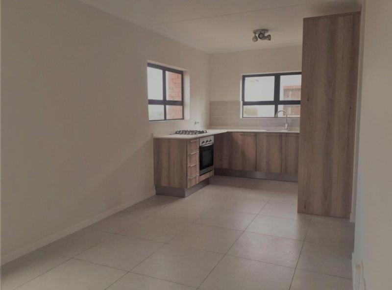 To Let 1 Bedroom Property for Rent in Glen Marais Gauteng