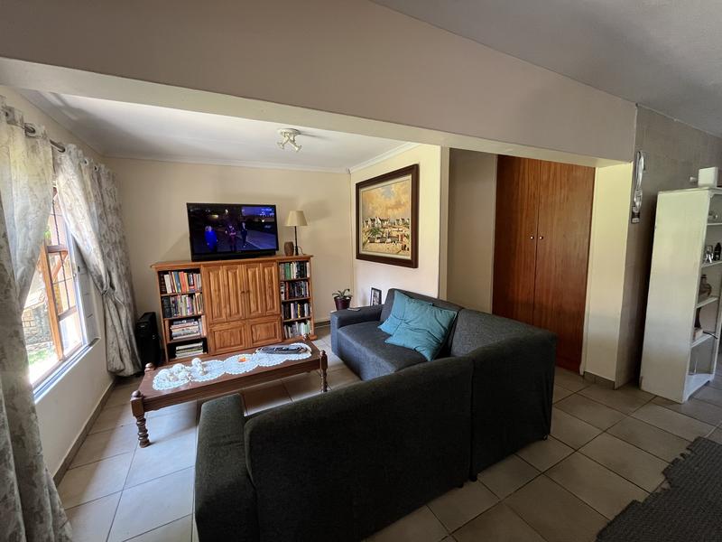 To Let 3 Bedroom Property for Rent in Silver Lakes Gauteng