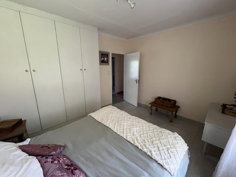 To Let 3 Bedroom Property for Rent in Silver Lakes Gauteng