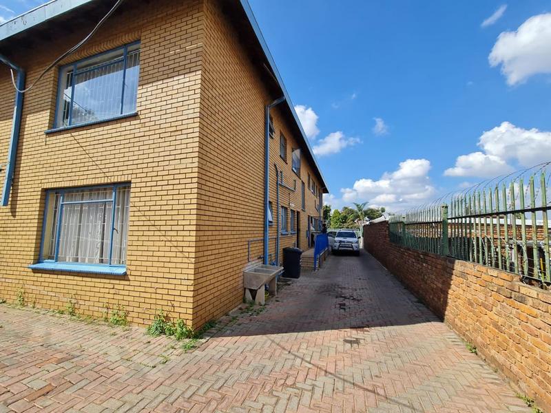 18 Bedroom Property for Sale in Laudium Gauteng