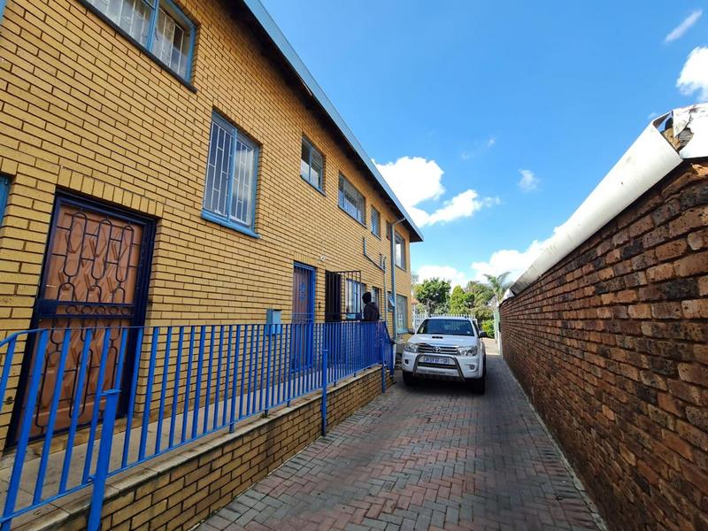 18 Bedroom Property for Sale in Laudium Gauteng