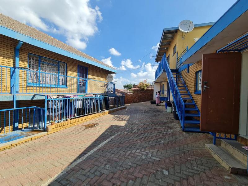 18 Bedroom Property for Sale in Laudium Gauteng