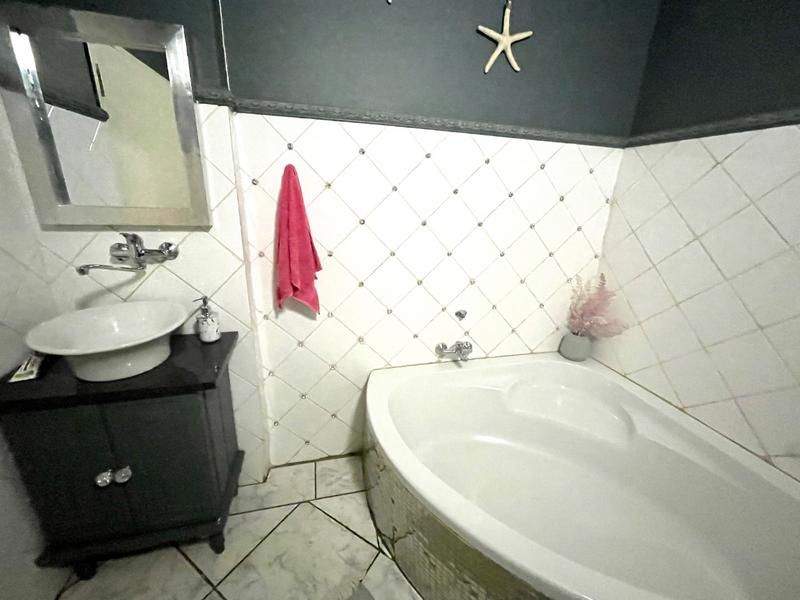 4 Bedroom Property for Sale in Kenmare Gauteng