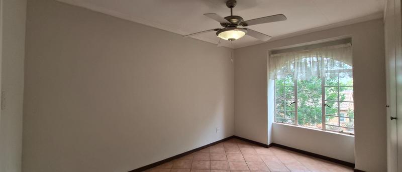 2 Bedroom Property for Sale in Mooikloof Ridge Gauteng