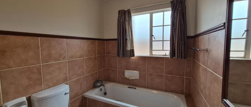2 Bedroom Property for Sale in Mooikloof Ridge Gauteng