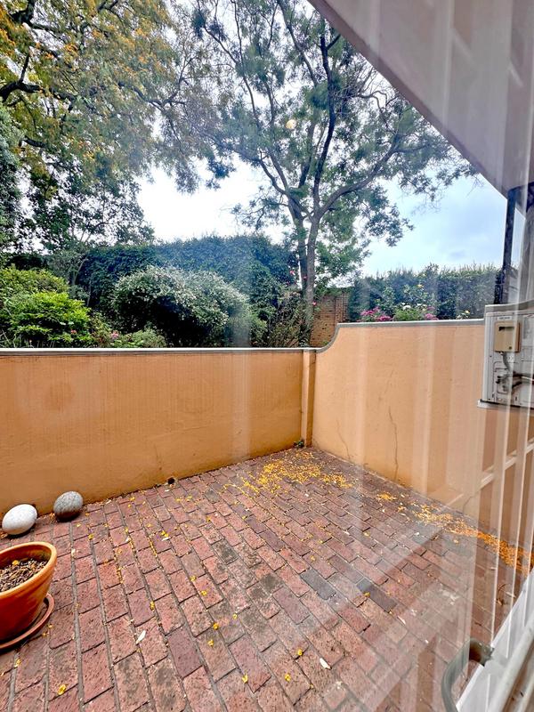 To Let 1 Bedroom Property for Rent in Atholl Gauteng
