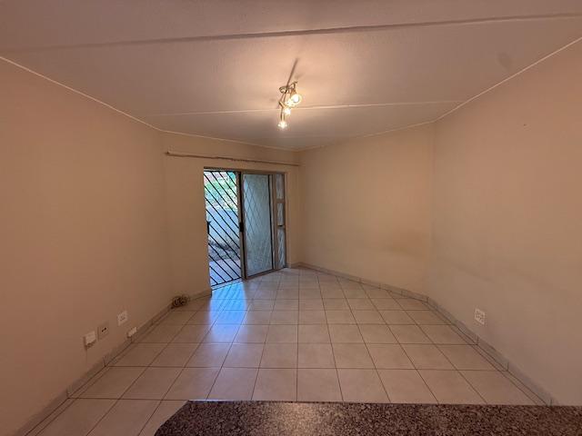 To Let 1 Bedroom Property for Rent in Bryanston Gauteng