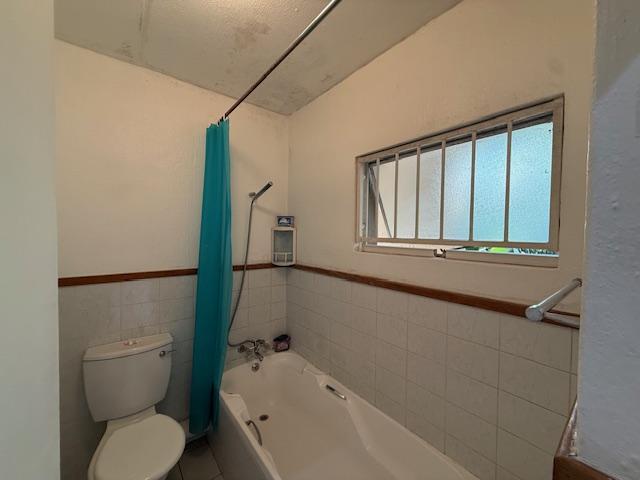 To Let 1 Bedroom Property for Rent in Bryanston Gauteng