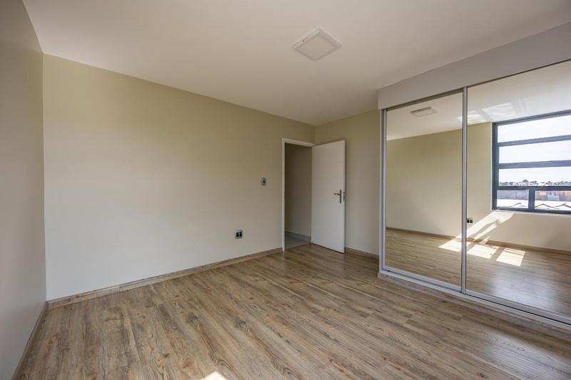 3 Bedroom Property for Sale in Waterkloof Ridge Gauteng