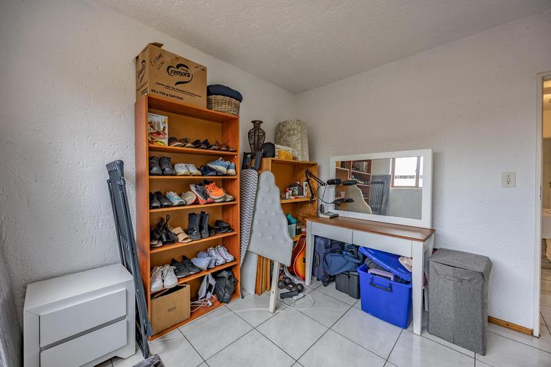 2 Bedroom Property for Sale in Waterkloof Ridge Gauteng