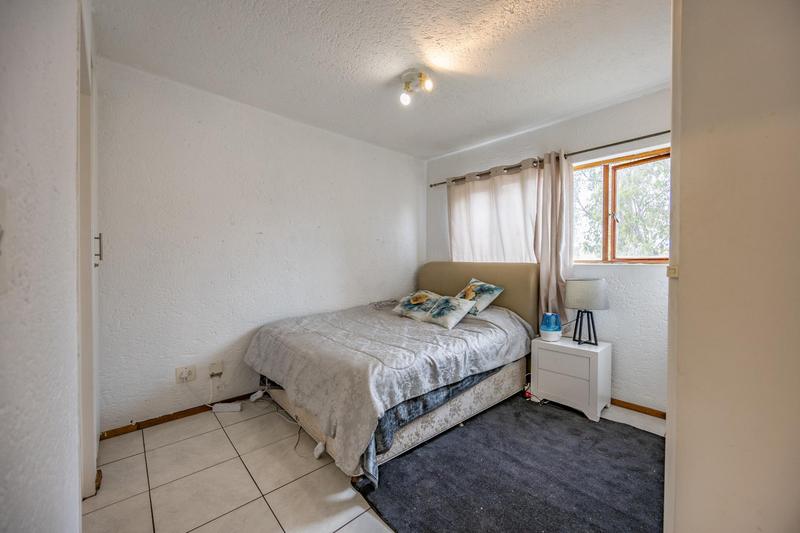 2 Bedroom Property for Sale in Waterkloof Ridge Gauteng