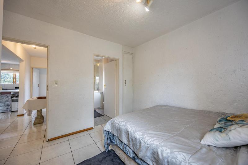 2 Bedroom Property for Sale in Waterkloof Ridge Gauteng