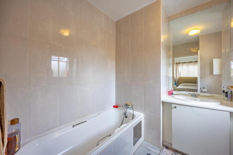 2 Bedroom Property for Sale in Waterkloof Ridge Gauteng