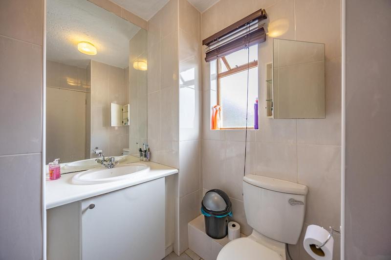 2 Bedroom Property for Sale in Waterkloof Ridge Gauteng