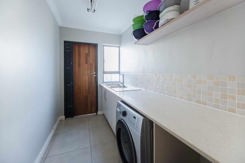 To Let 4 Bedroom Property for Rent in Copperleaf Estate Gauteng