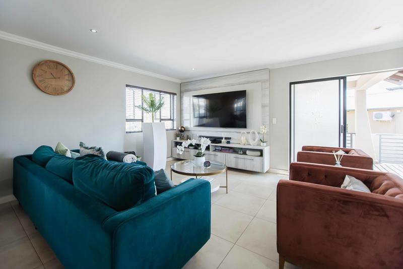 To Let 4 Bedroom Property for Rent in Copperleaf Estate Gauteng