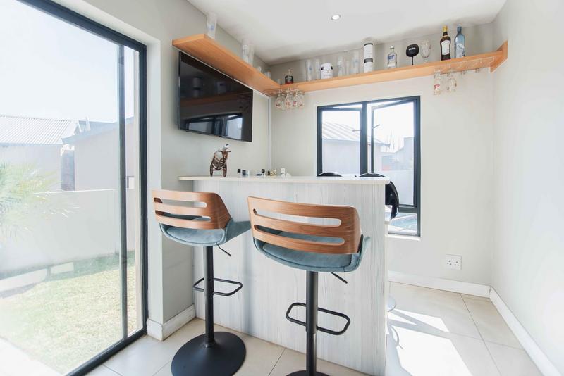 To Let 4 Bedroom Property for Rent in Copperleaf Estate Gauteng