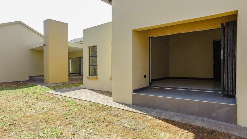 3 Bedroom Property for Sale in Copperleaf Estate Gauteng