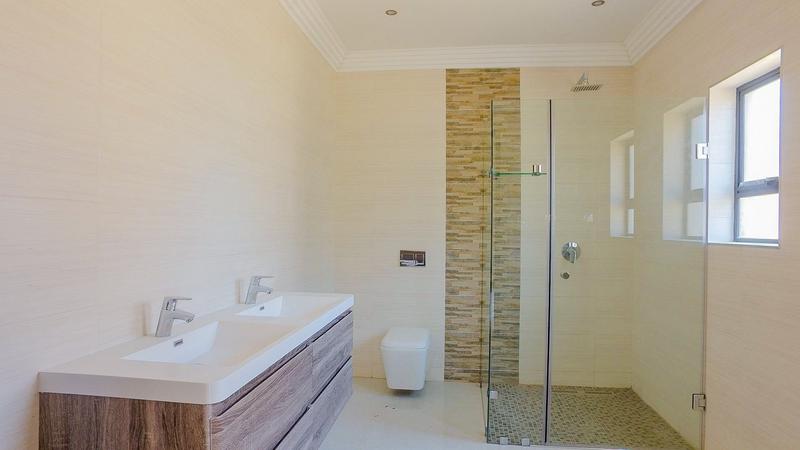 3 Bedroom Property for Sale in Copperleaf Estate Gauteng