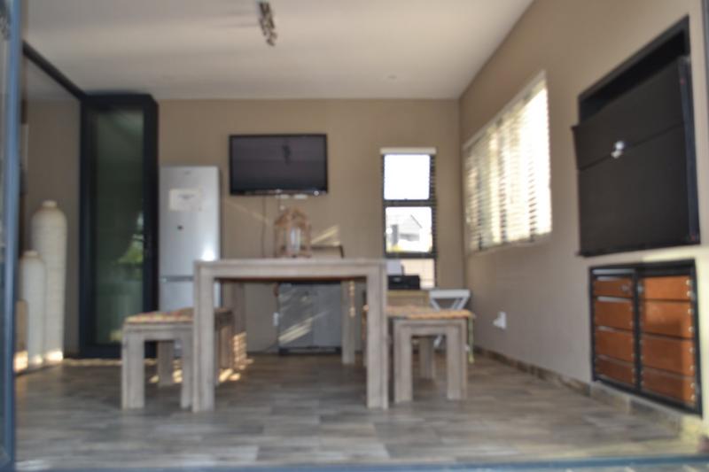 3 Bedroom Property for Sale in Copperleaf Estate Gauteng