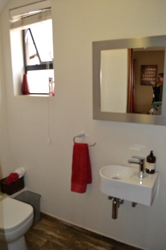 3 Bedroom Property for Sale in Copperleaf Estate Gauteng