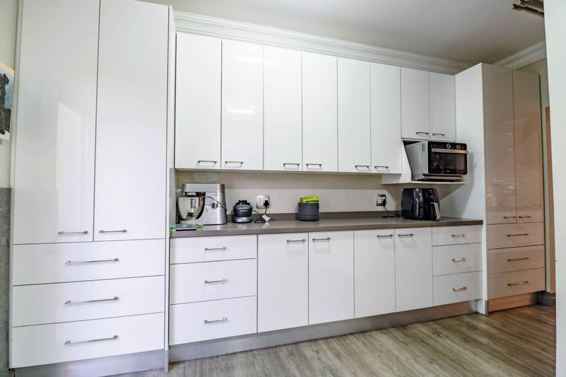 4 Bedroom Property for Sale in Copperleaf Estate Gauteng