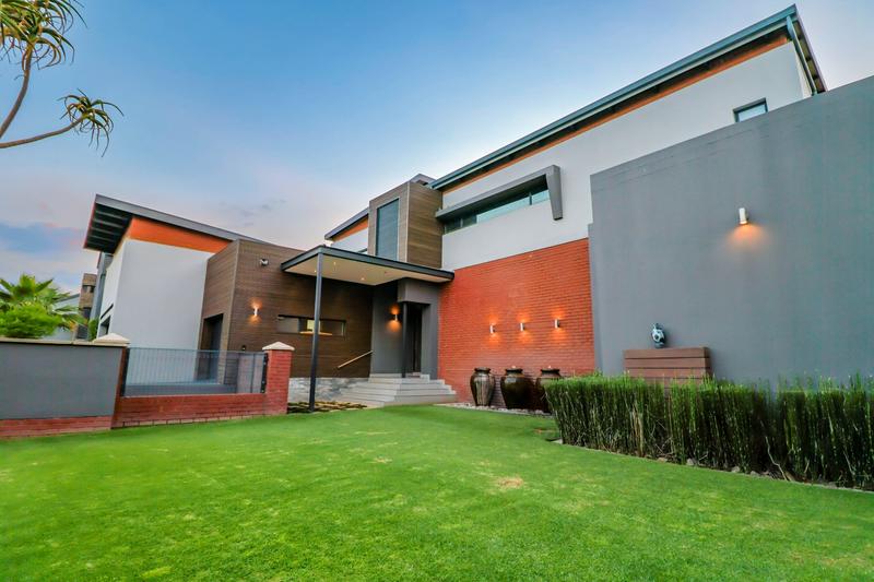 4 Bedroom Property for Sale in Copperleaf Estate Gauteng