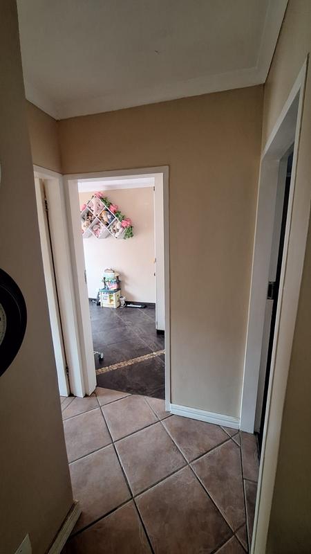 To Let 2 Bedroom Property for Rent in Rooihuiskraal North Gauteng