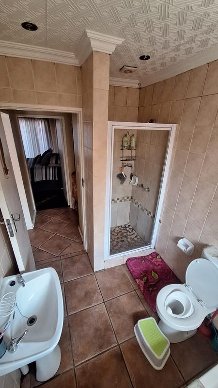 To Let 2 Bedroom Property for Rent in Rooihuiskraal North Gauteng