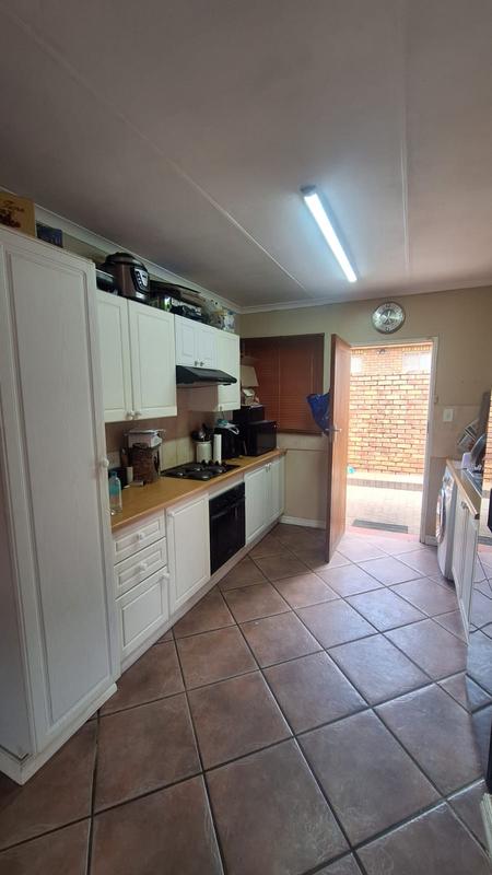 To Let 2 Bedroom Property for Rent in Rooihuiskraal North Gauteng