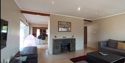 3 Bedroom Property for Sale in Wierda Park Gauteng