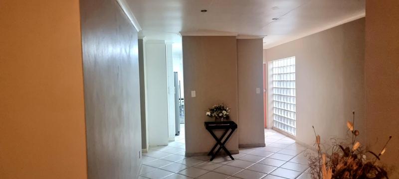 3 Bedroom Property for Sale in Amberfield Gauteng