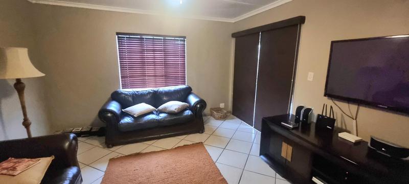 3 Bedroom Property for Sale in Amberfield Gauteng