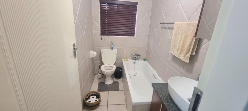 3 Bedroom Property for Sale in Amberfield Gauteng