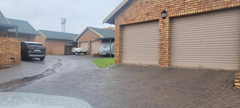 3 Bedroom Property for Sale in Amberfield Gauteng